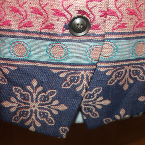 Coldwater Creek Colorful Tapestry 3 button Blazer Size 14 Petiite - Picture 4 of 10